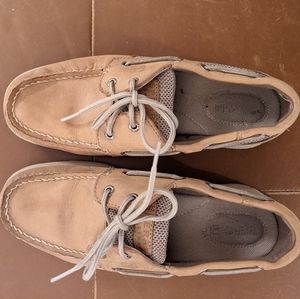 Sperry boat shoes